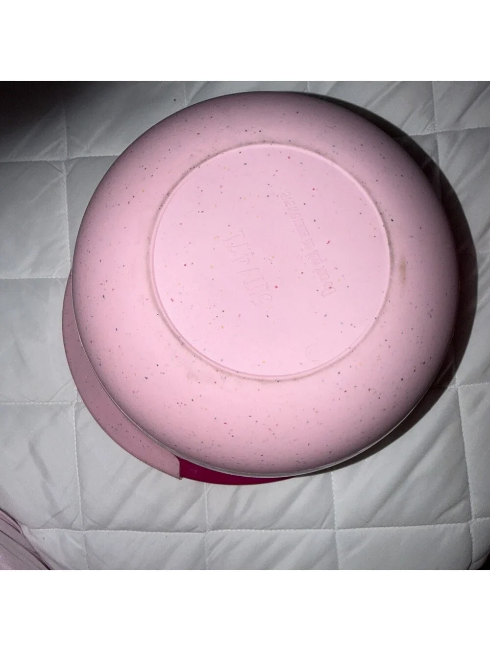 NWT Paris Hilton 5 Quart Mixing Bowl Hot Pink Non Slip With Rubber Bottom RARE